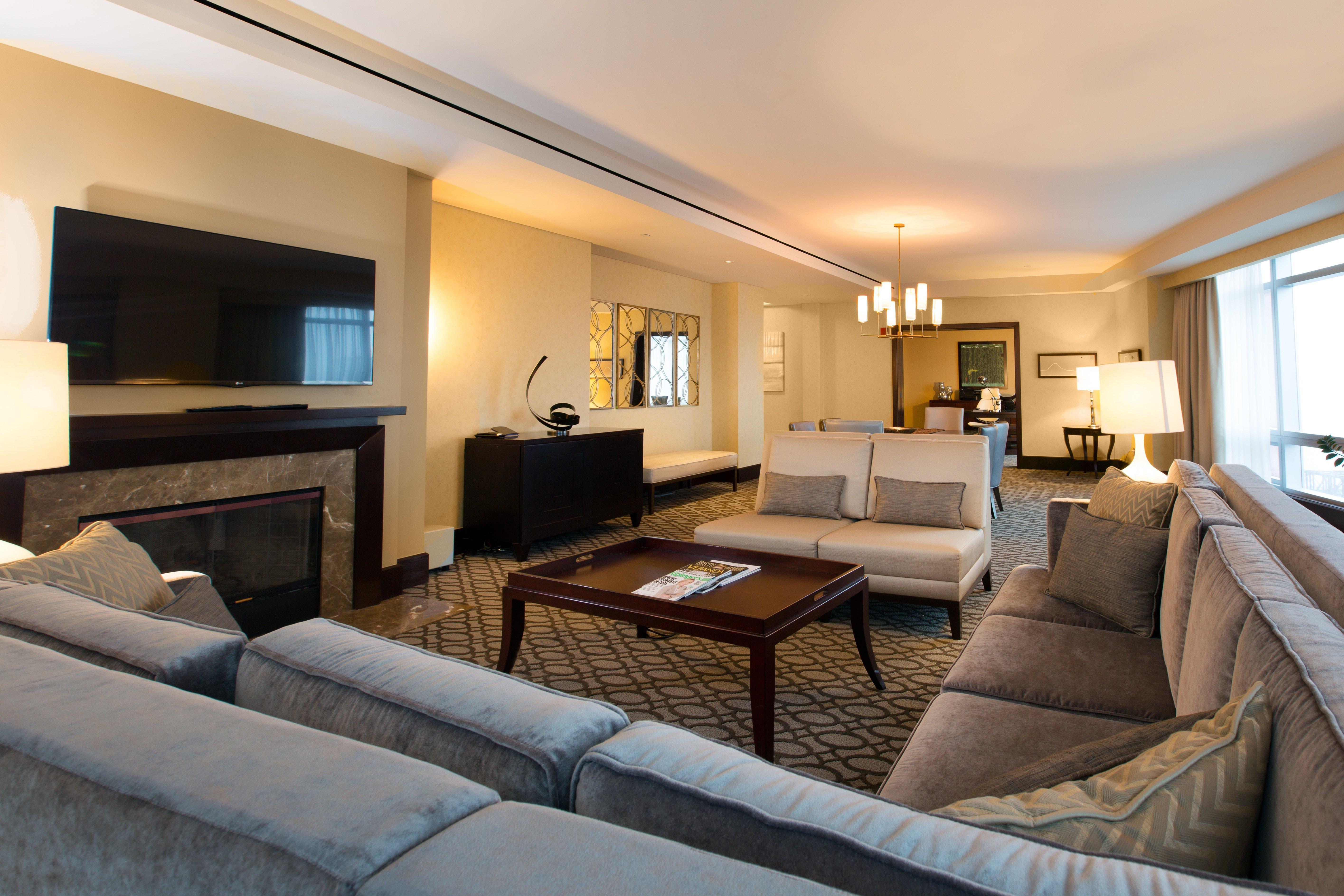 Intercontinental Boston By Ihg Hotel Екстериор снимка A living room at the Ritz-Carlton, Boston