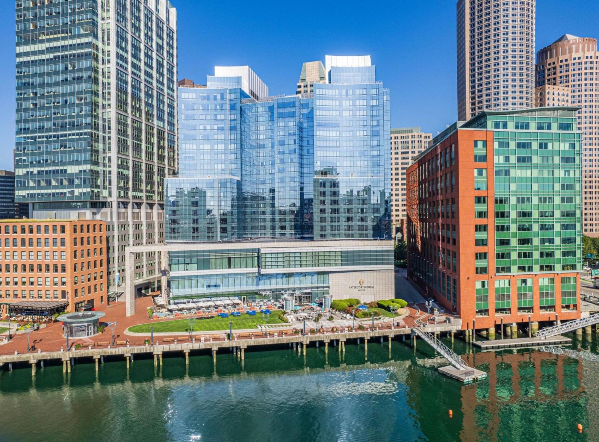 Intercontinental Boston By Ihg Hotel Екстериор снимка The Boston Convention and Exhibition Center